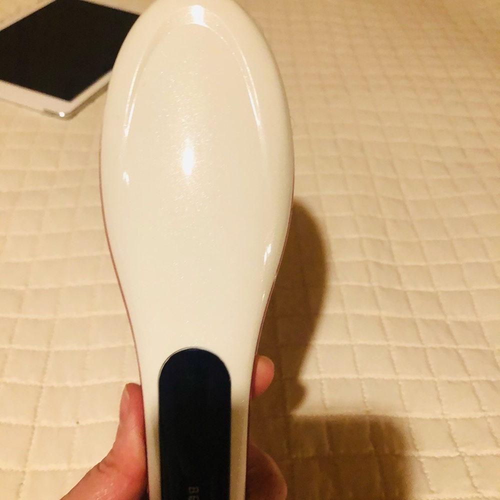 Hair iron brush